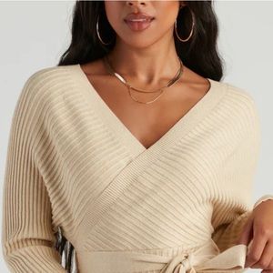 Windsor beige/cream crop top size s